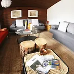 Daire Family Friendly Chalet - Central With Beautiful Mountain Views *