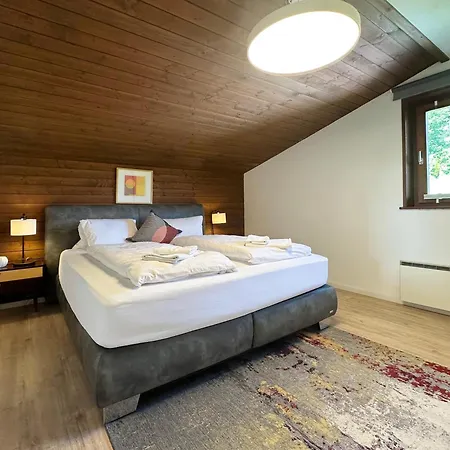 Family Friendly - With Beautiful Mountain Views Appartamento