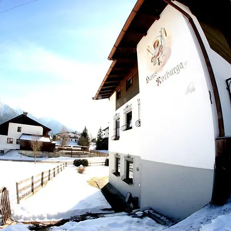 Family Friendly - With Beautiful Mountain Views Appartamento Seefeld in Tirol
