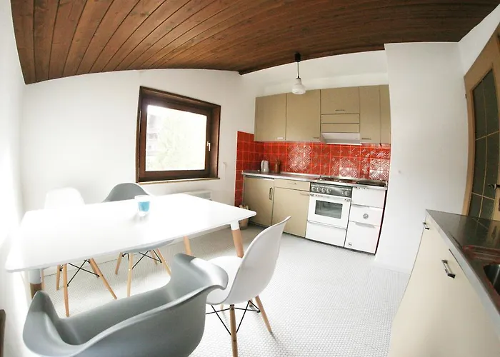 Family Friendly - With Beautiful Mountain Views Appartement *