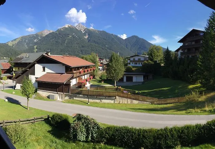 Family Friendly - With Beautiful Mountain Views Апартаменти Зефельд-ін-Тіроль