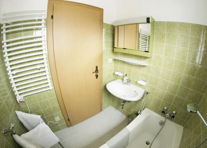 Family Friendly - With Beautiful Mountain Views *