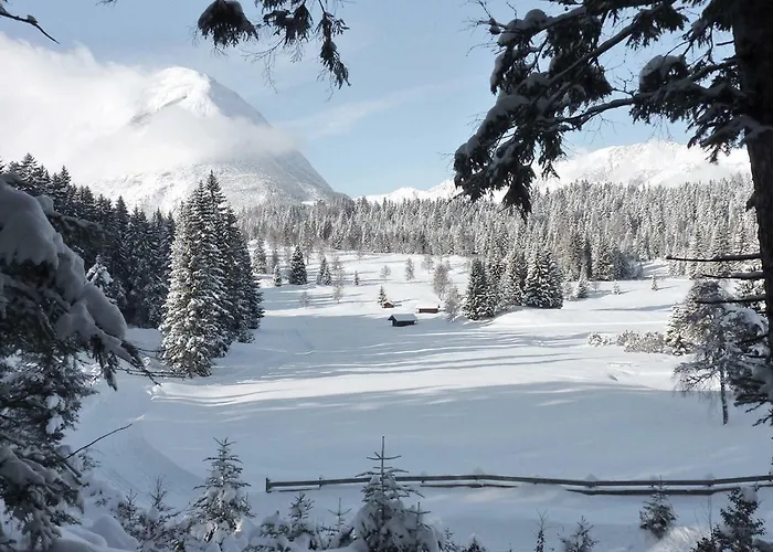 Family Friendly - With Beautiful Mountain Views Апартаменти *