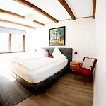 Family Friendly - With Beautiful Mountain Views