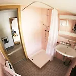 Family Friendly - With Beautiful Mountain Views