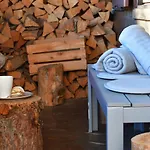 Family Friendly - With Beautiful Mountain Views Appartamento *