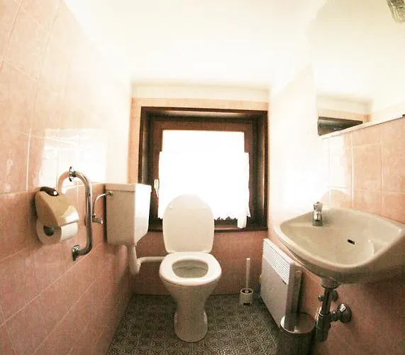 Апартаменты Family Friendly - With Beautiful Mountain Views