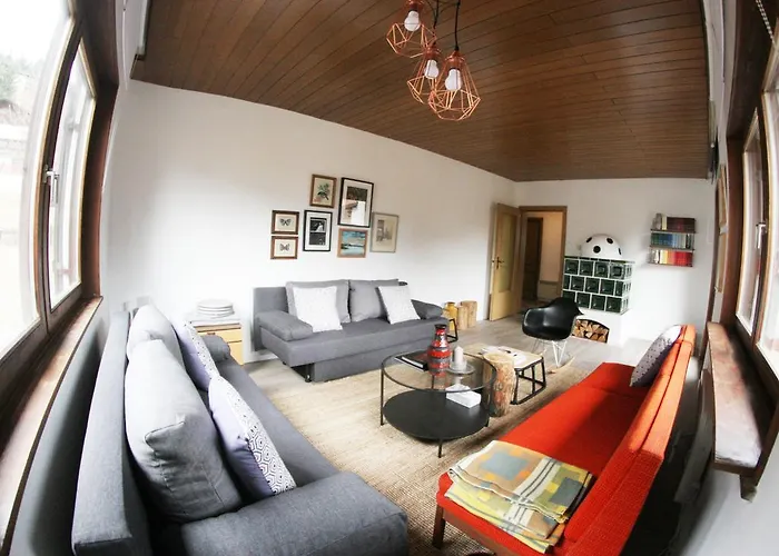 Апартаменты Family Friendly - With Beautiful Mountain Views Зеефельд в Тироле