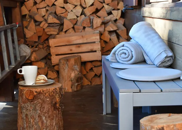 Family Friendly - With Beautiful Mountain Views Апартаменты *